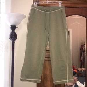Eddie Bauer green stitched comfy sweats